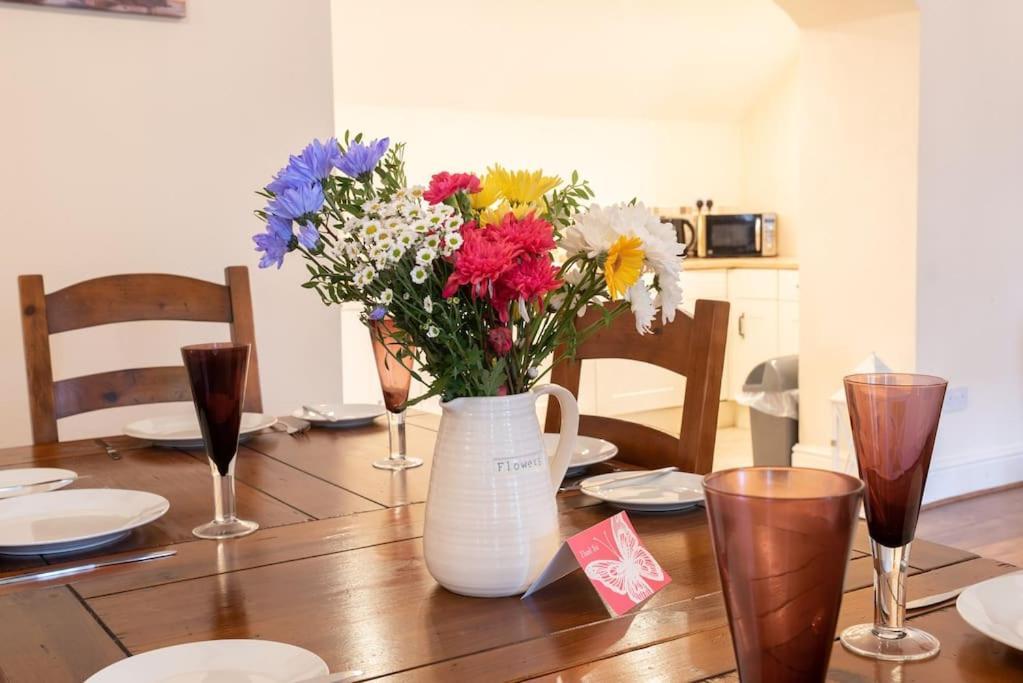 The Old Hay Barn - Games Room, Gym, Sleeps 8 Godmanchester Extérieur photo
