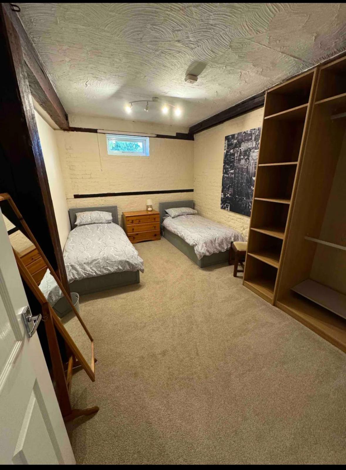 The Old Hay Barn - Games Room, Gym, Sleeps 8 Godmanchester Extérieur photo